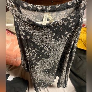 Black bandana print tank crop top. XL. Mudd Brand. Lightly worn.